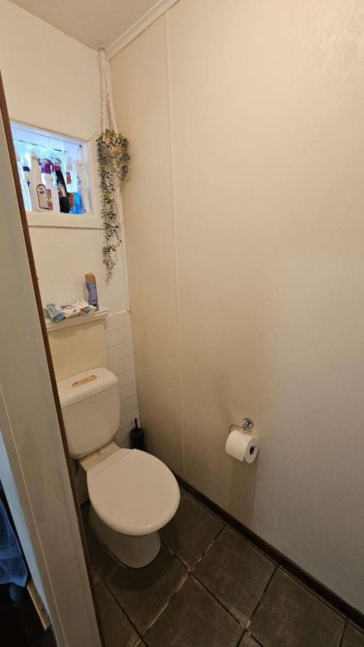 2 Battiscombe Terrace Waitara_11