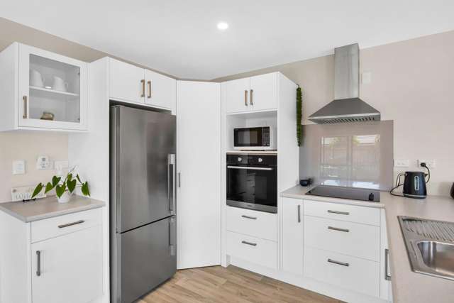 14/3 Georgia Grove Paraparaumu_1
