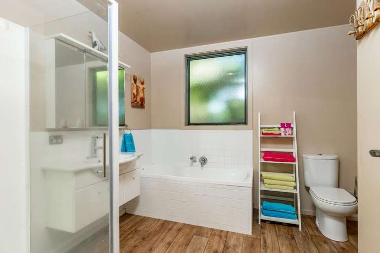 526 Moetapu Bay Moetapu Bay_15