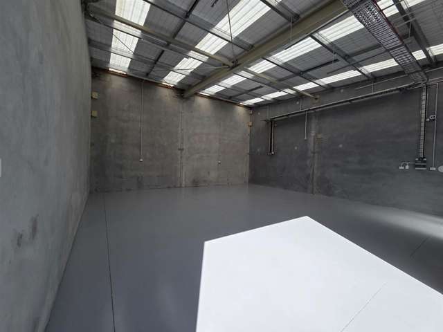 Unit 1, 36B Islington Avenue Islington_4