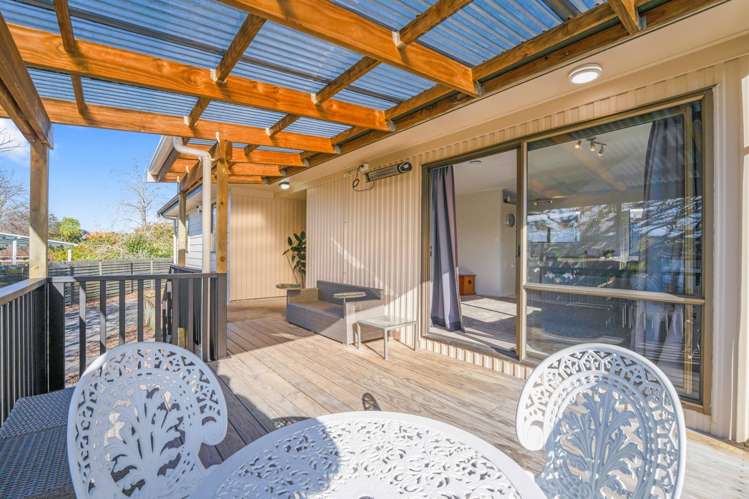 54 Mirrabooka Avenue Botany Downs_7