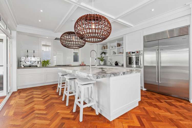 1 Courtneys West Harbour_9