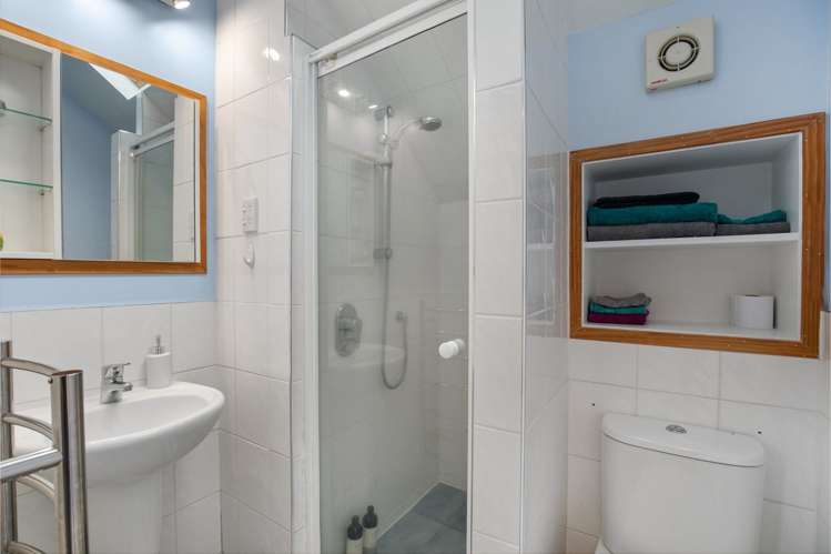 2/9 Park Hill Road Birkenhead_4