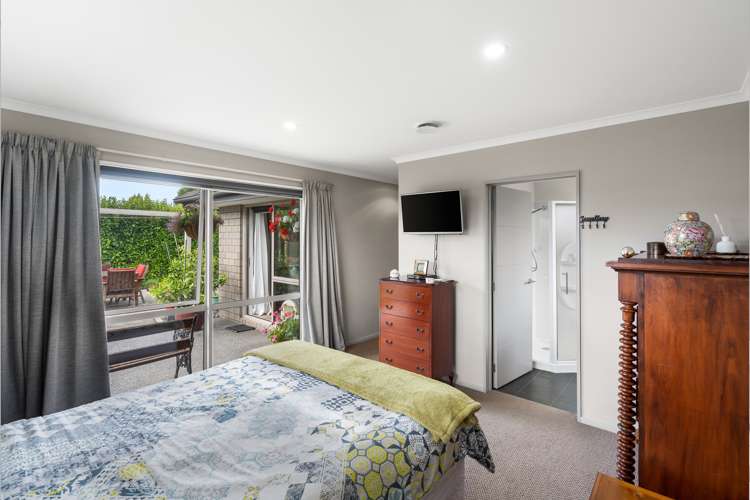 15 George Street Rolleston_13