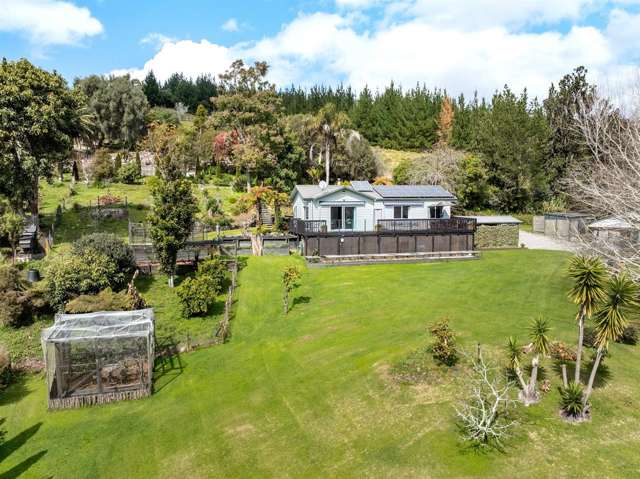 54 Herbert Drive Whangamata_2