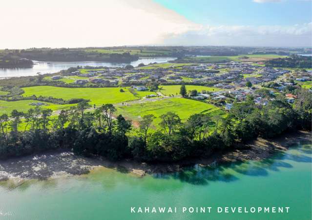 Captivating Views at Kahawai Point, Glenbrook