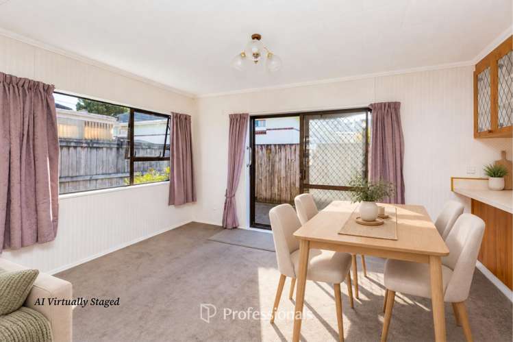 3/28 Logan Street_3