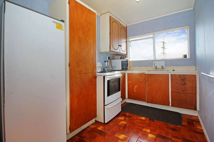 122 Boundary Road Clover Park_6