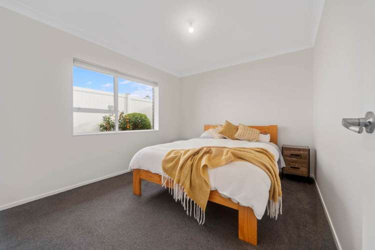 94 Carnoustie Drive Wattle Downs_13