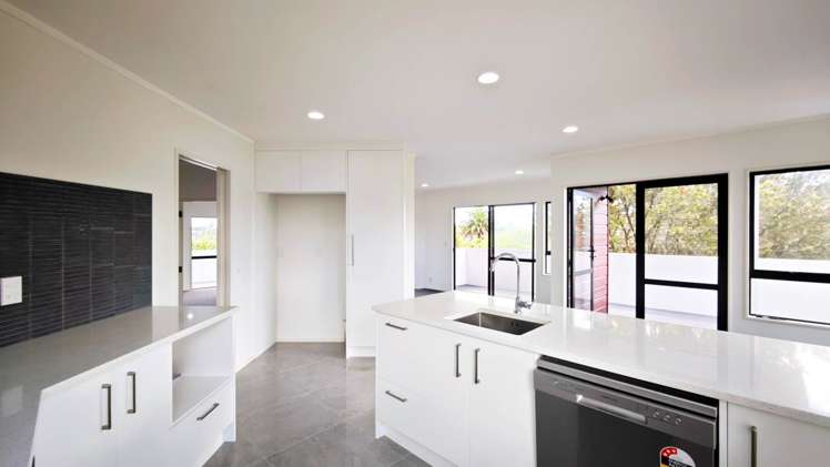 58 Sunset Road Unsworth Heights_9