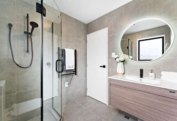 5/81 Vodanovich Road Te Atatu South_9