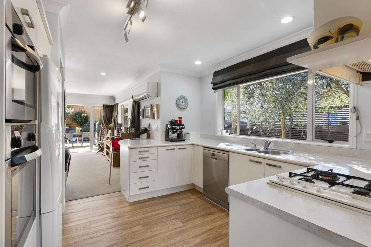 12 Kentia Way_3