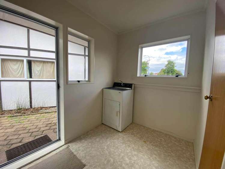 76B Bellevue Road Brookfield_8