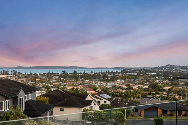 9 Dorchester Place Orewa_4