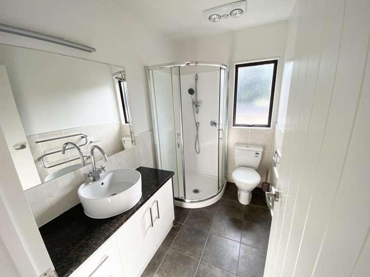16 Lomas way Albany_11