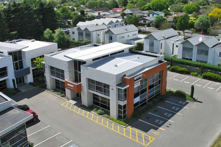 4/49 Sir William Pickering Drive Burnside_1