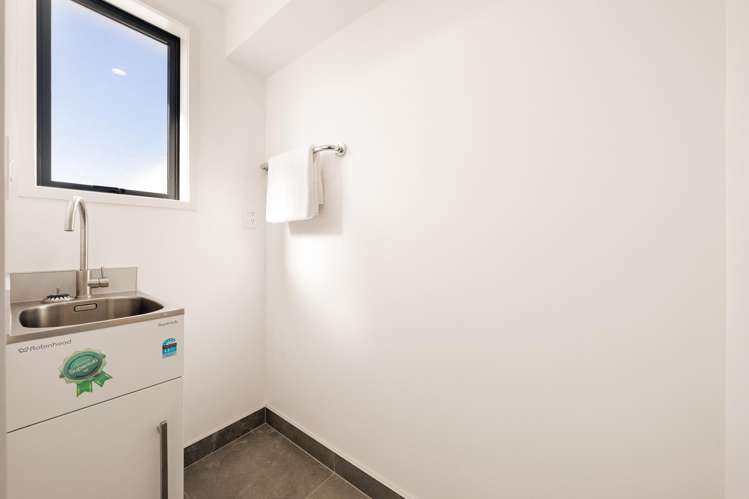 2/3 Arlington Street Waterview_24