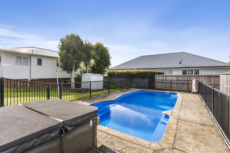 101 Huia Road Point Chevalier Auckland City Houses for Sale One