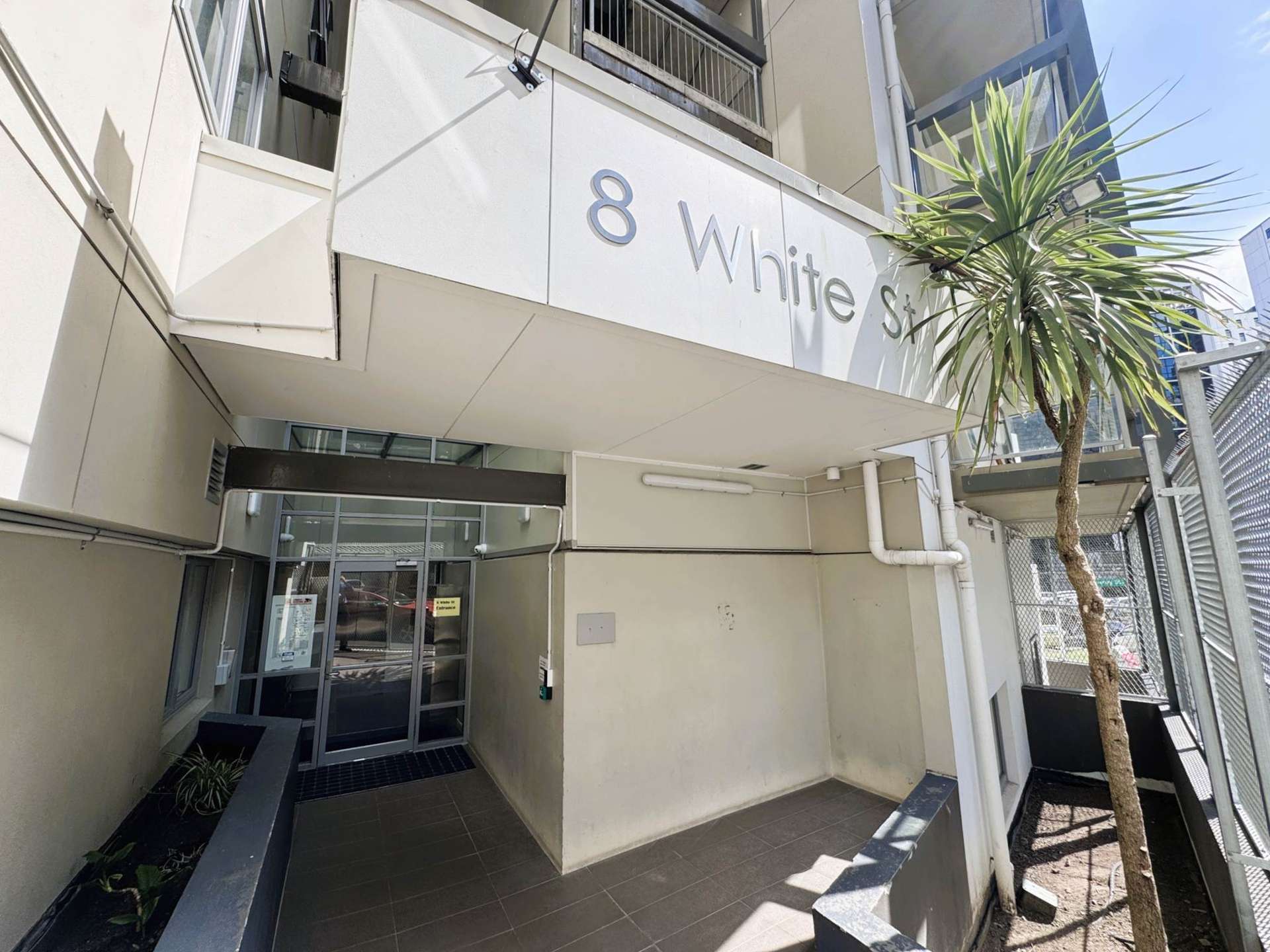 1D/8 White Street City Centre_0