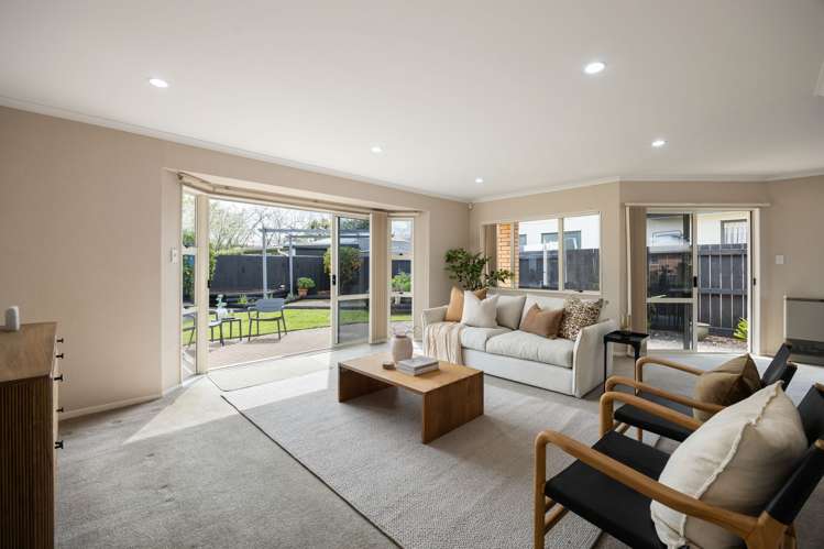 11 Kingsford Mews Hamilton East_2