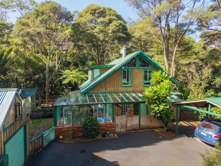 6 Cochran Road Oratia_23