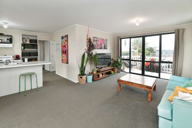 15 Springs Road Parakai_6