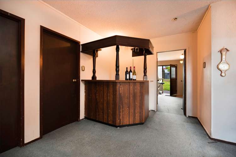 212 Royal Road Massey_15