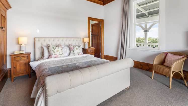 111 Wharf Road Clarks Beach_29