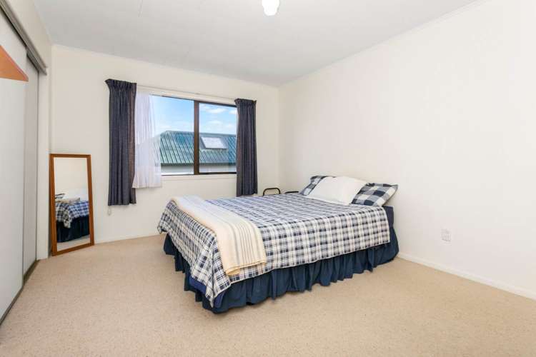 28 Henley Road Mount Eden_12