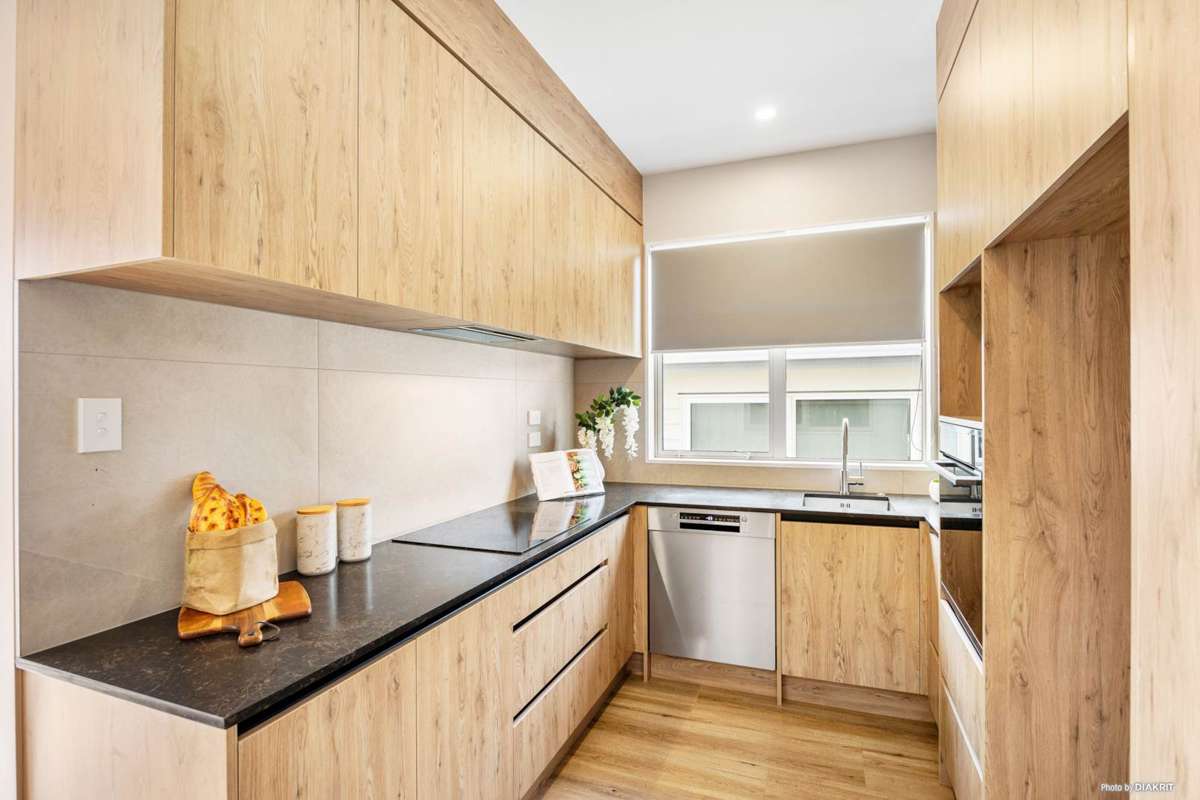 1B Taupiko Place_4