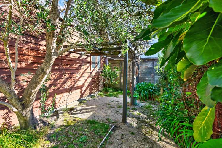 44 Oroua Street Eastbourne_23
