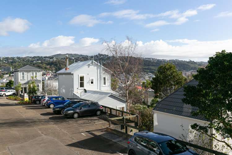 12/46 Hiropi Street Newtown_8