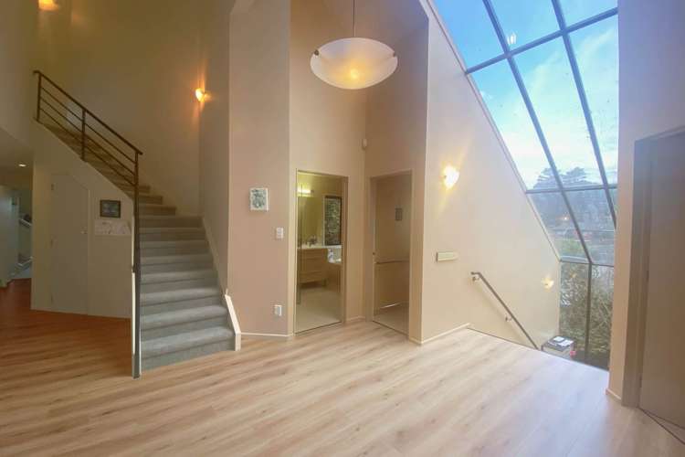 1 Stitchbird Close Murrays Bay_21