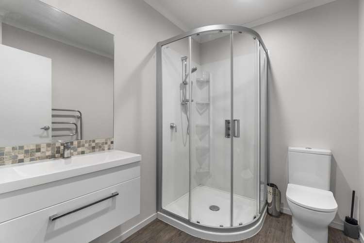 Unit 4/45 Cook Street Hamilton East_5