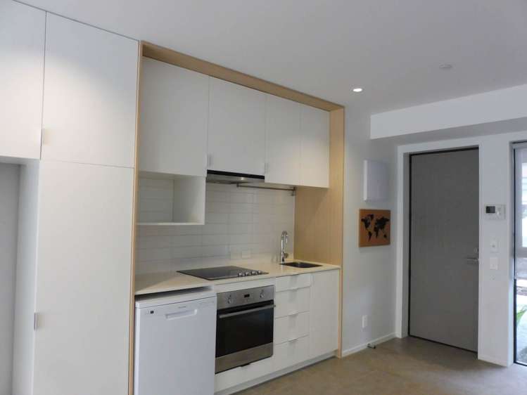 07/4g Bluegrey Avenue Stonefields_2