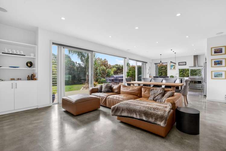 6 Giarni Place Karaka_12