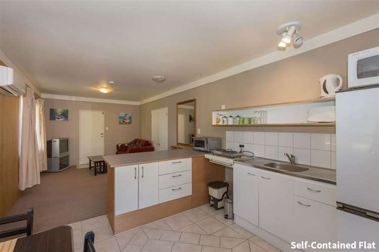 11 Frye Crescent Albert Town_18