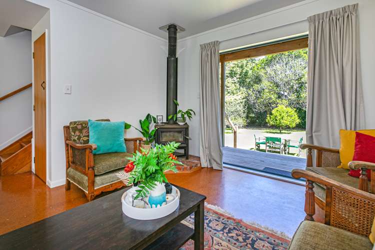 35 Michelle Lane Hahei_5