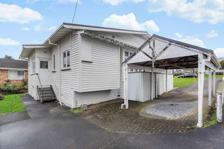 24 Woodward Road Mt Albert_15