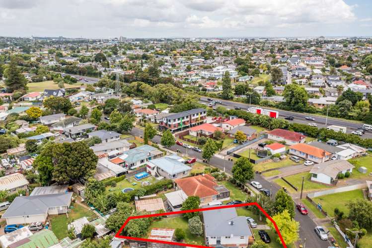 47 Clayton Avenue Otara_12