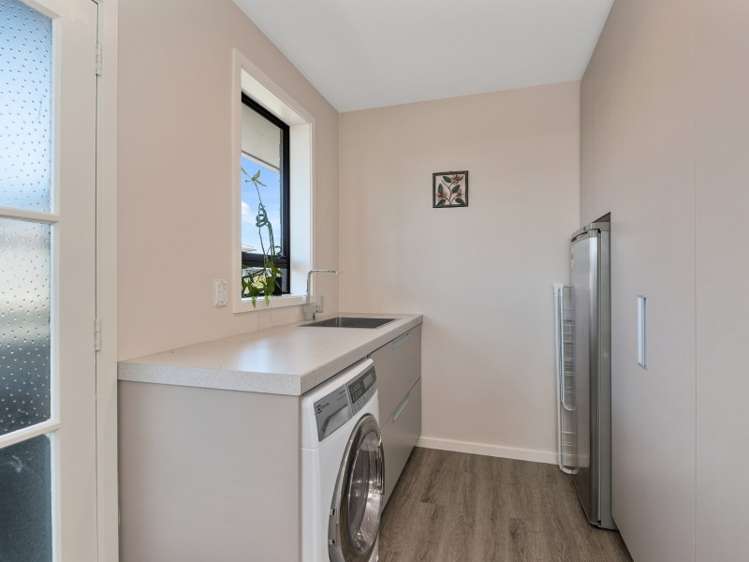 35 Oriana Crescent Hornby_10