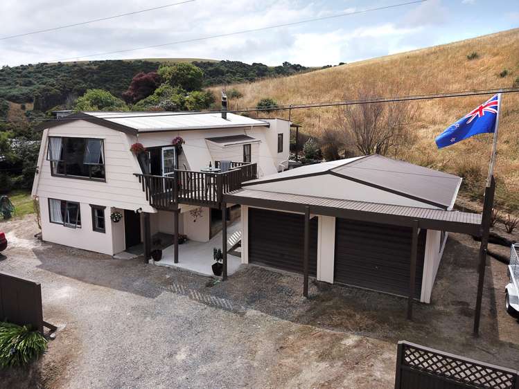 1412 Taieri Mouth Road Taieri Mouth_22