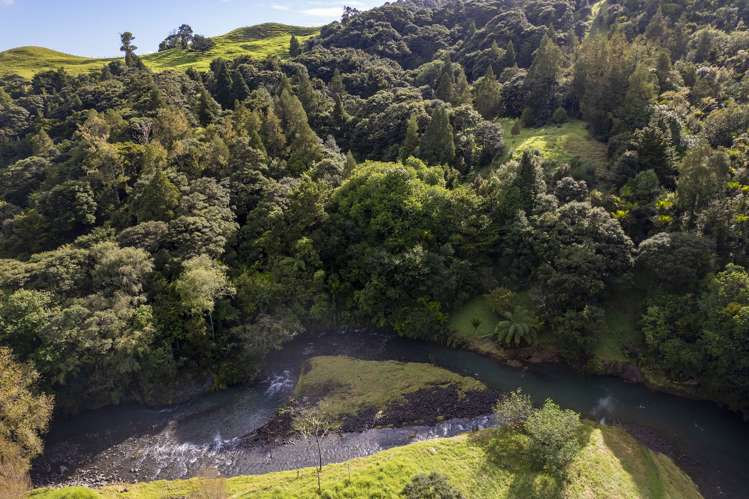 73 Takahue Saddle Road Kaitaia Surrounds_11