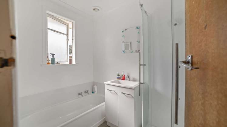 53 Lyell Road Outer Kaiti_11