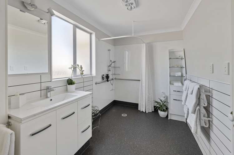 4 James Street Westshore_20