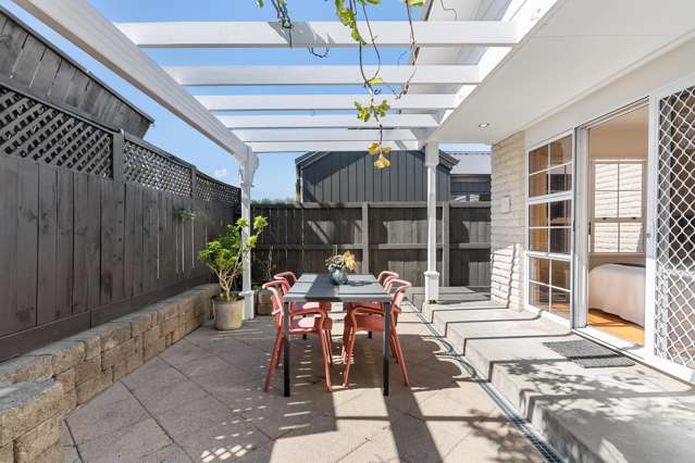 16 Eastcliffe Road Castor Bay_2