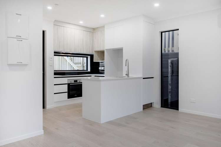 Lot 6/15 Locket Road Glenfield_6