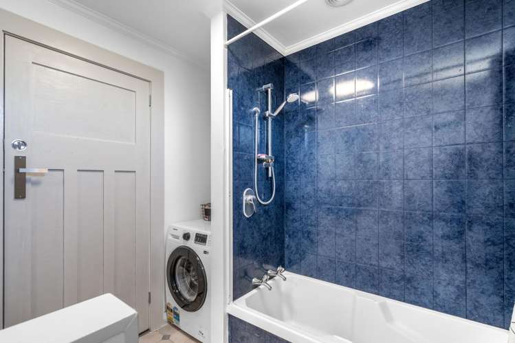 236 Lamond Street East Hargest_10