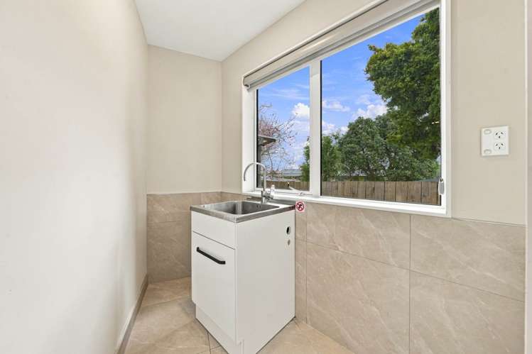 4A Pauline Place Bucklands Beach_15
