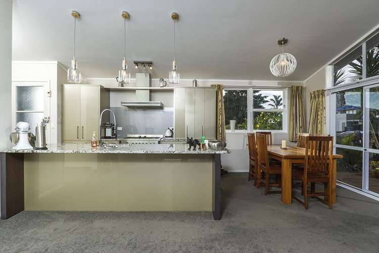 91 Stott Avenue Birkdale_2